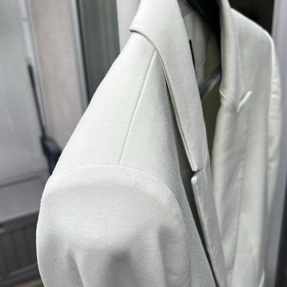 Alex Marie Pastel Green Blazer - Picture 3 of 8